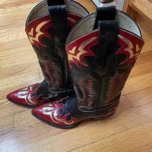 Gorgeous Larry Mahan Women’s Cowboy Boots - Vintage Red, Black, Gold 7.5